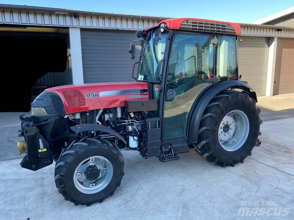 Case IH Quantum 95 N Tractoren