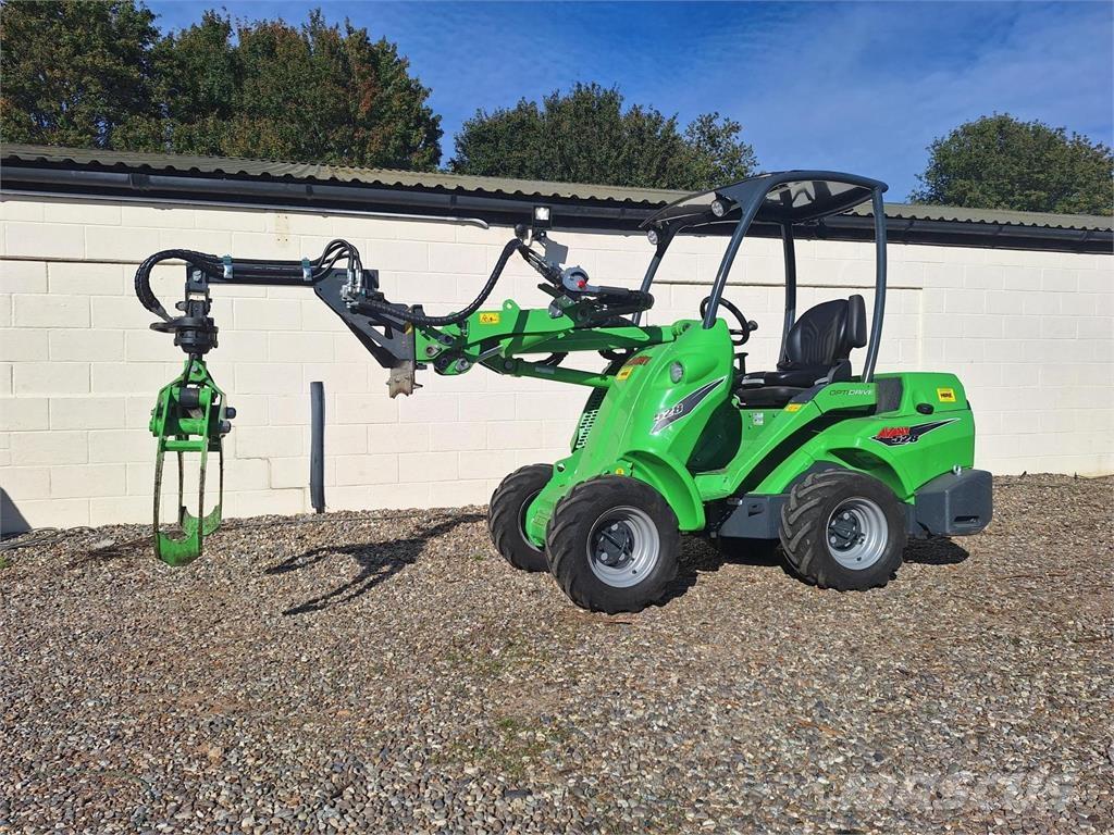 Avant 528 Wielladers