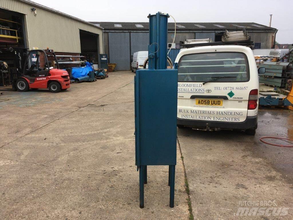  BAG COMPACTOR Landbouw - overige