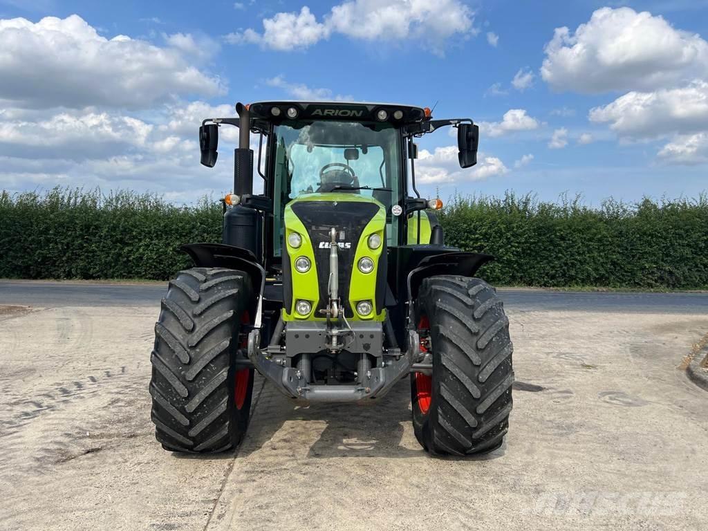 CLAAS ARION 610 Tractoren