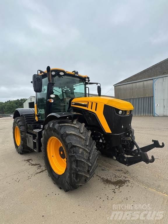 JCB 4220 Tractoren