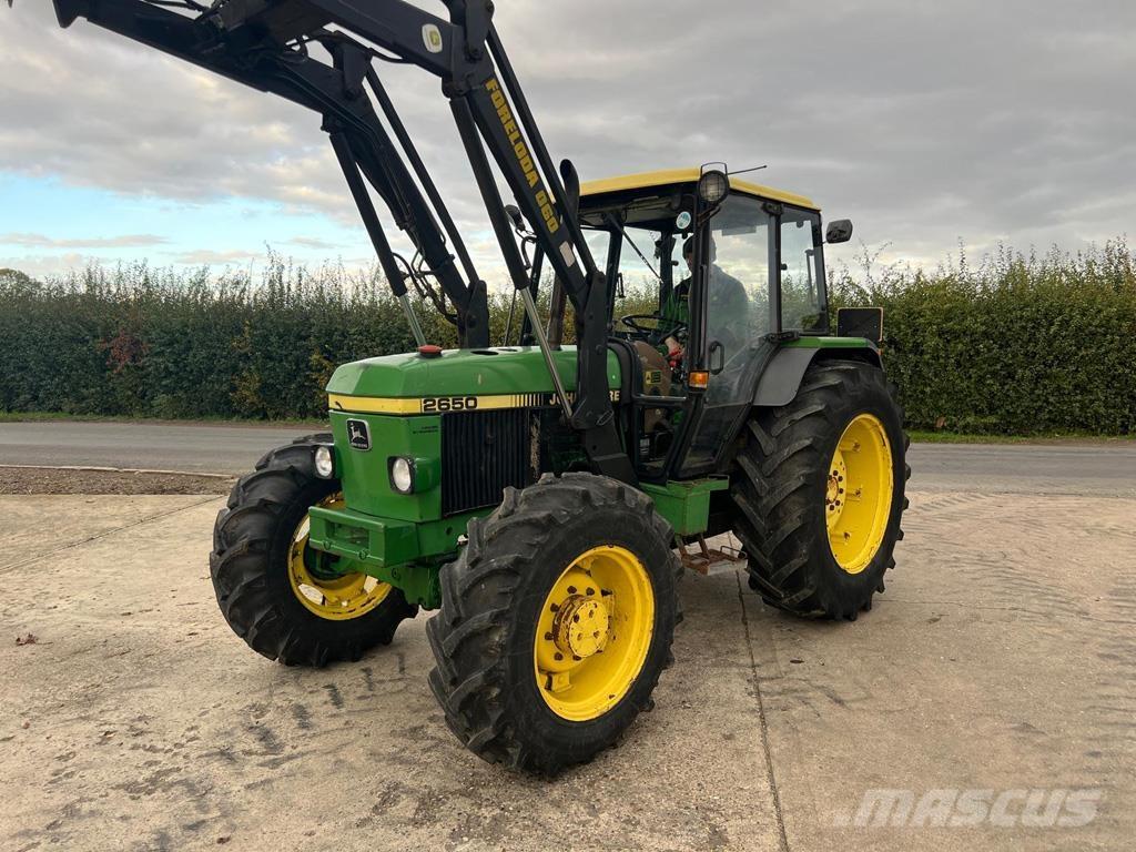 John Deere 2650 Tractoren
