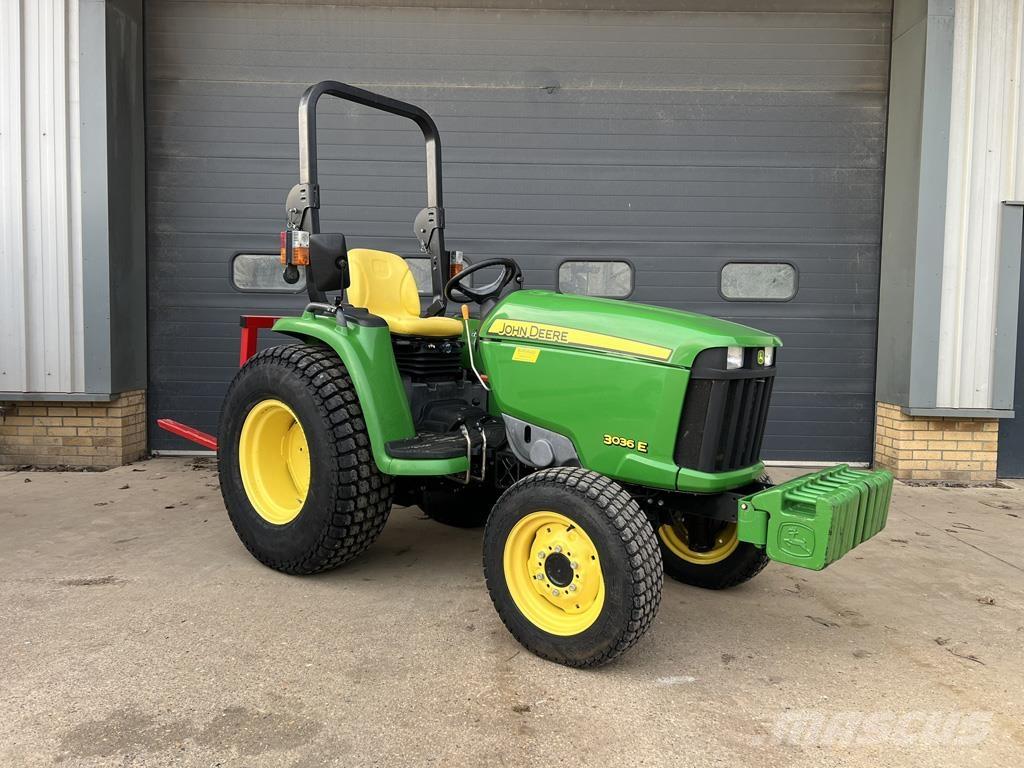 John Deere 3036E Compacttrekkers