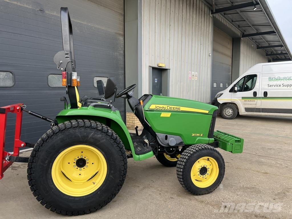 John Deere 3036E Compacttrekkers