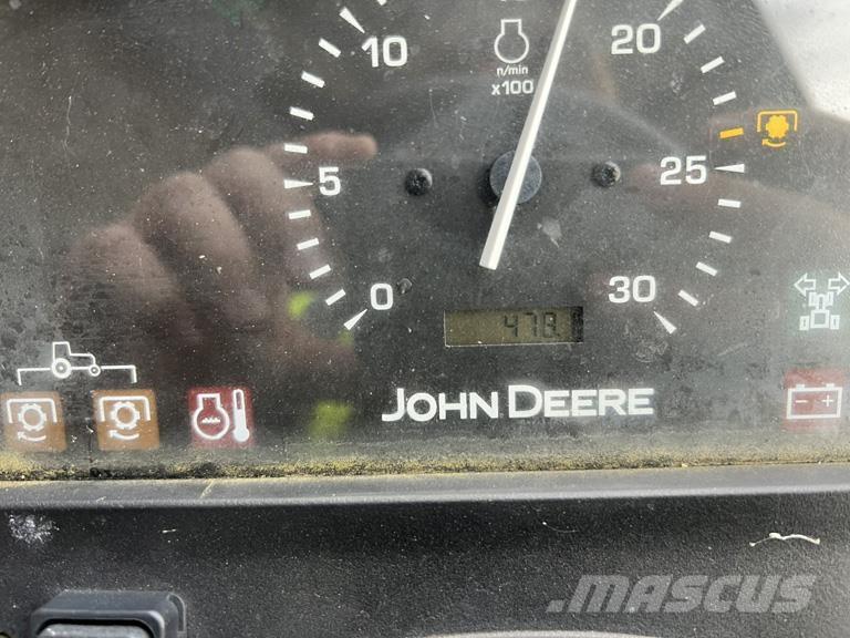 John Deere 3036E Compacttrekkers