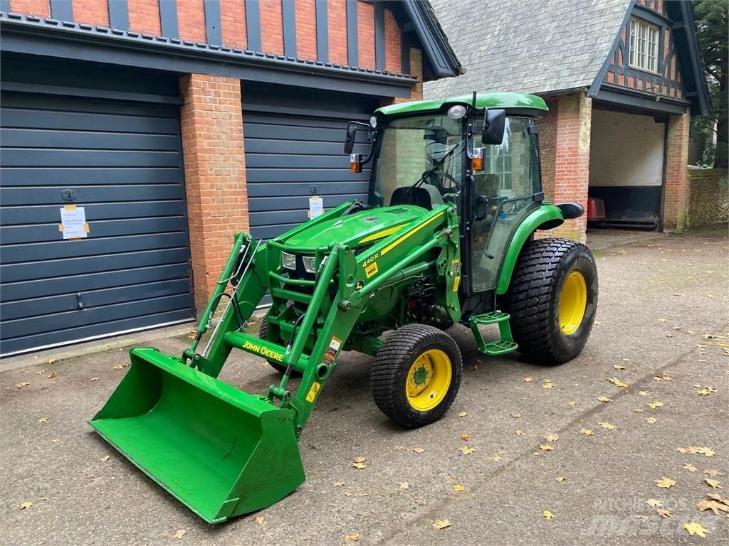 John Deere 4066R Compacttrekkers