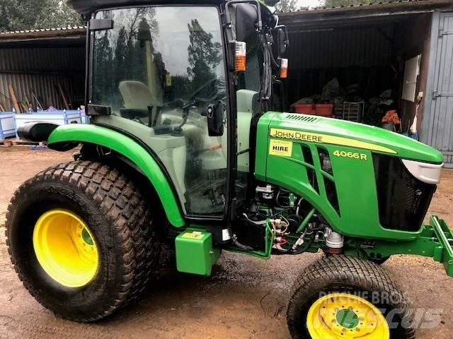 John Deere 4066R Compacttrekkers