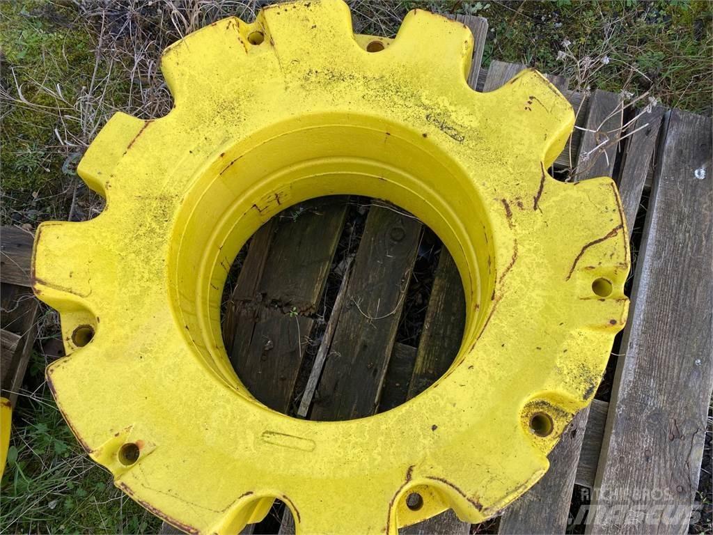 John Deere 600KG Banden, wielen en velgen