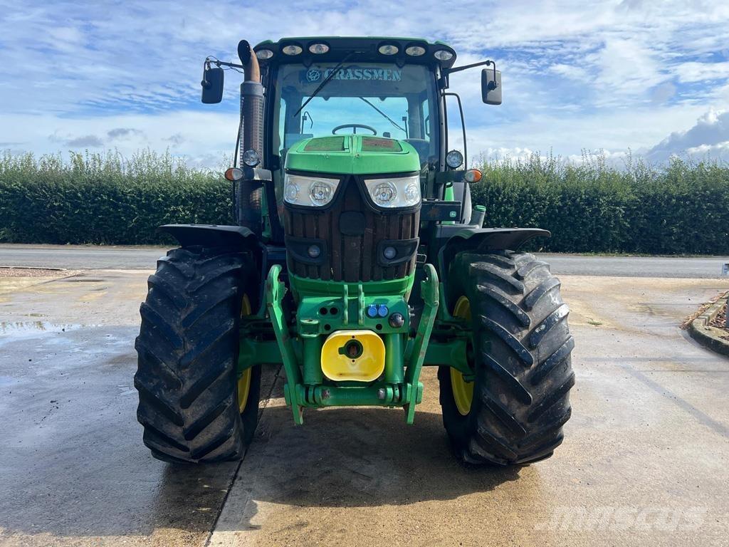 John Deere 6150R Tractoren