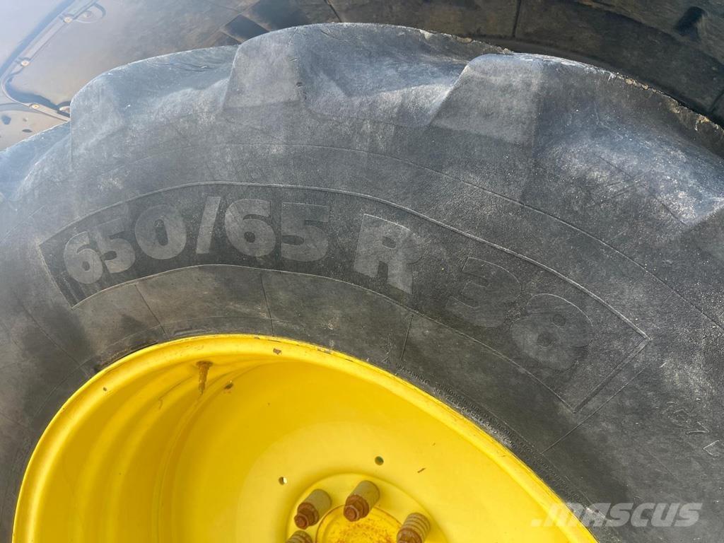 John Deere 6150R Tractoren