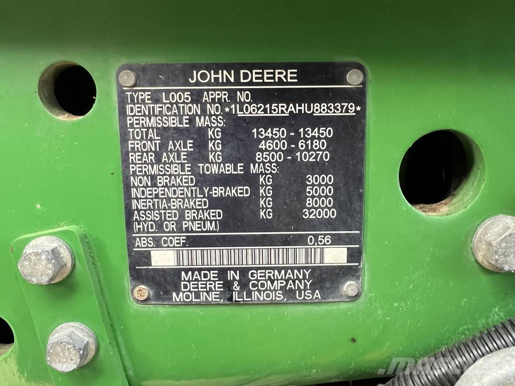 John Deere 6215R Tractoren