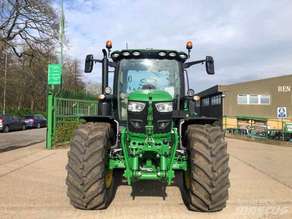 John Deere 6R130 Tractoren