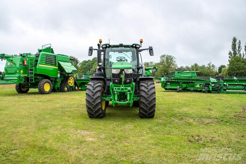 John Deere 6R155 Tractoren