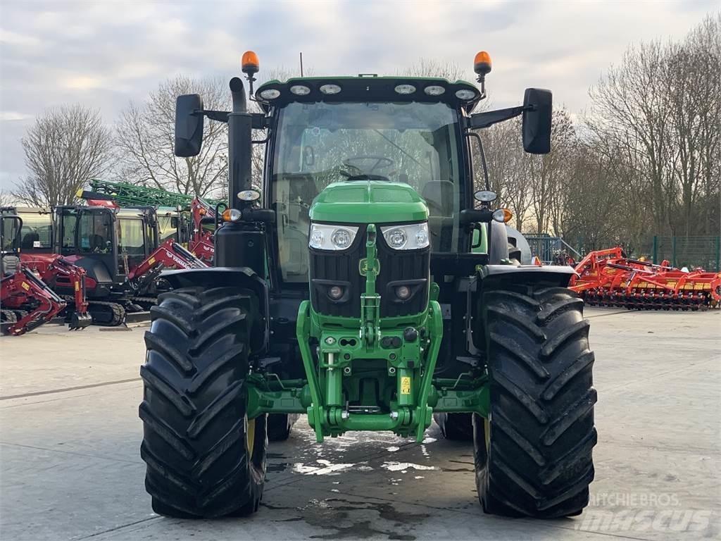 John Deere 6R185 Tractoren