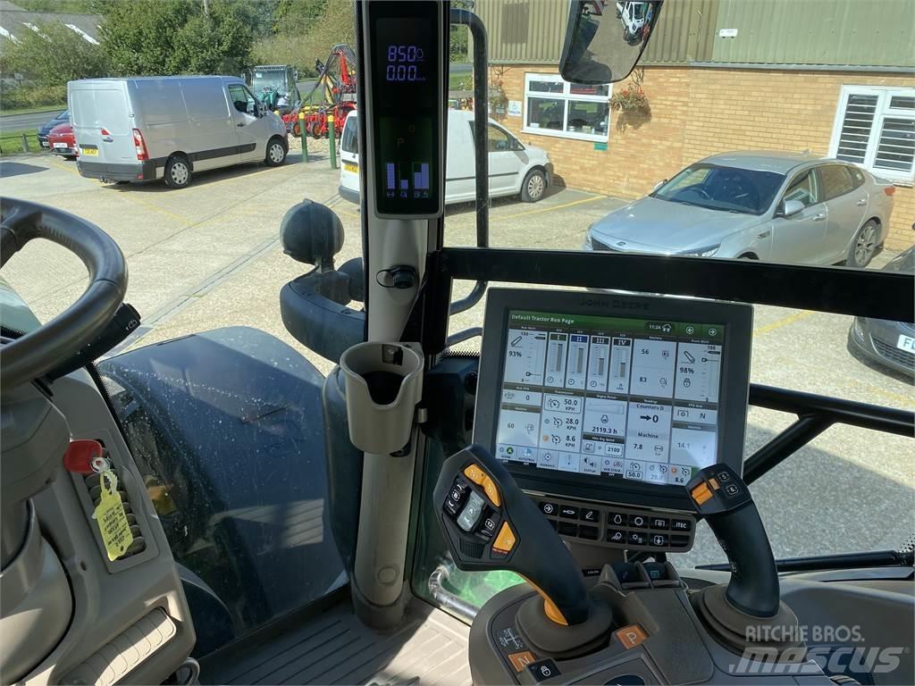 John Deere 6R250 Tractoren
