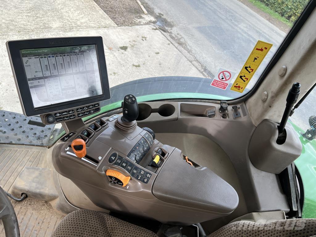 John Deere 7310R Tractoren