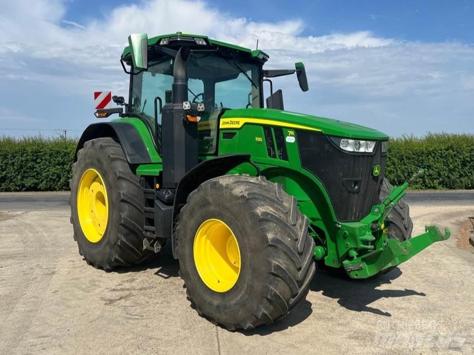 John Deere 7R330 Tractoren