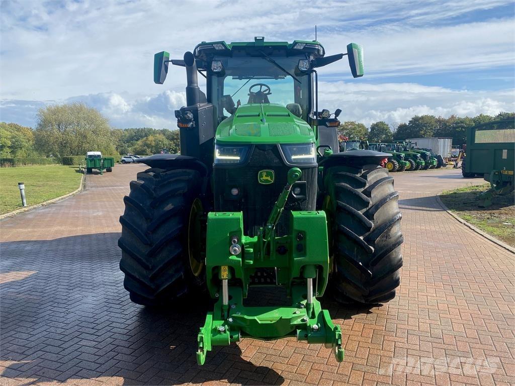 John Deere 8R370 Tractoren