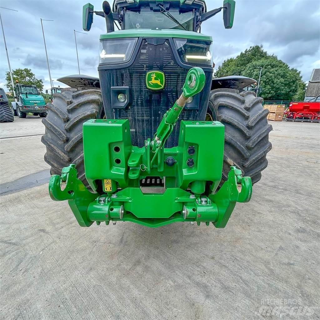 John Deere 8R410 Tractoren