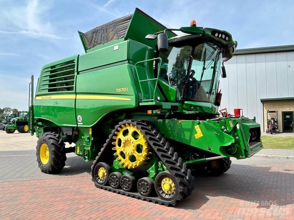John Deere T670 Maaidorsmachines