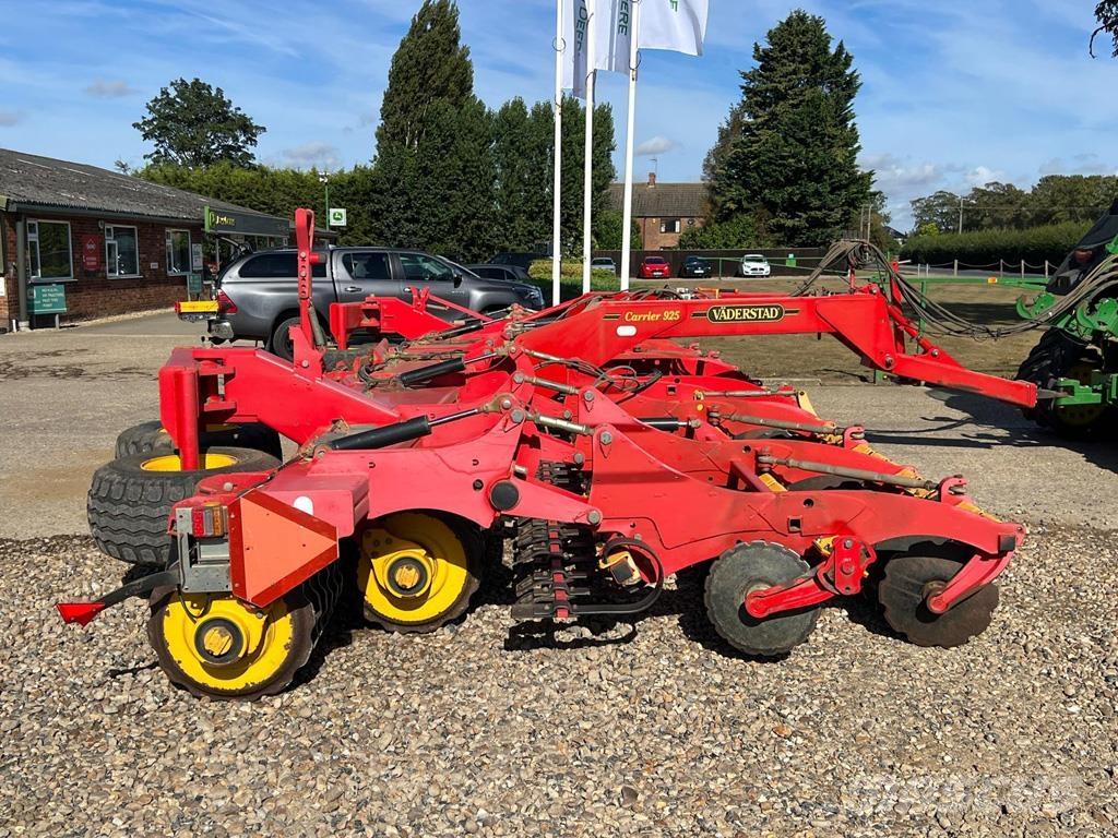 Väderstad CR925 Conventionele ploegen