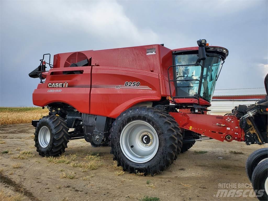 Case IH 8250 Maaidorsmachines