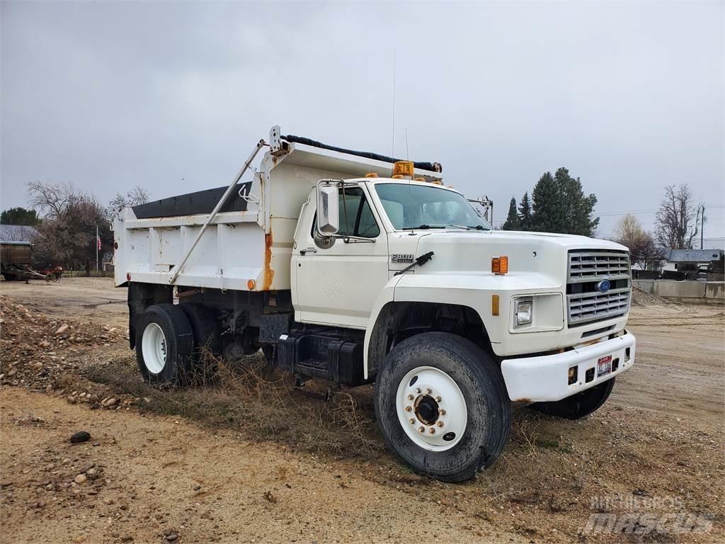 Ford F800 Anders