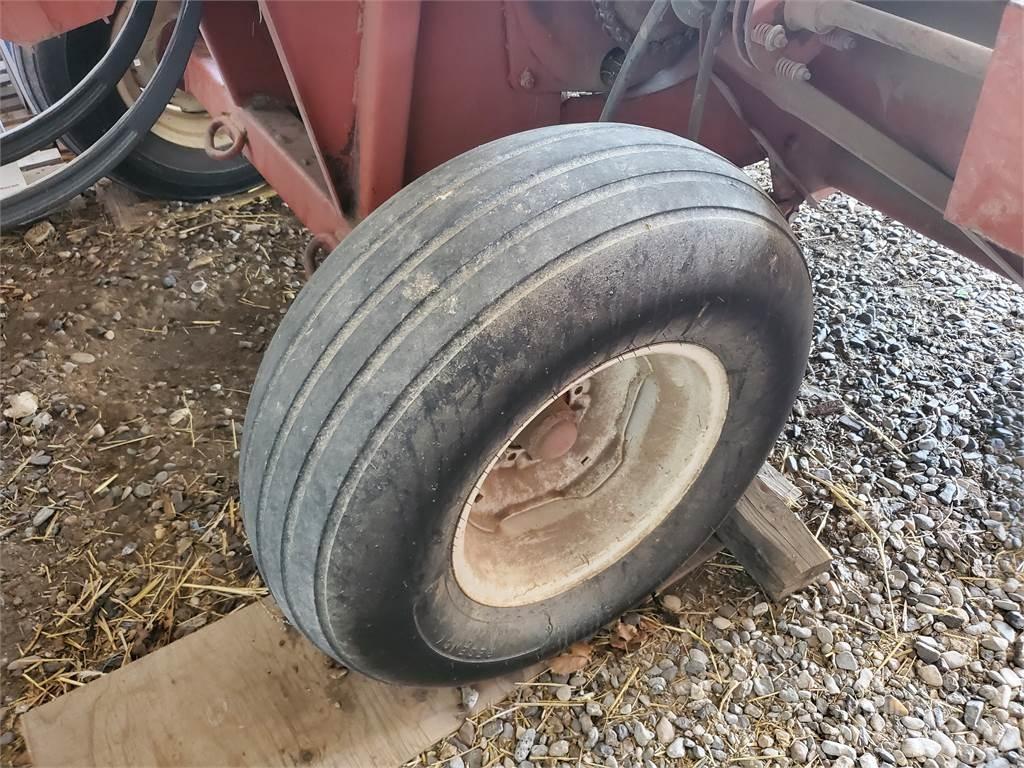 Hesston 4650 Ronde-balenpersen