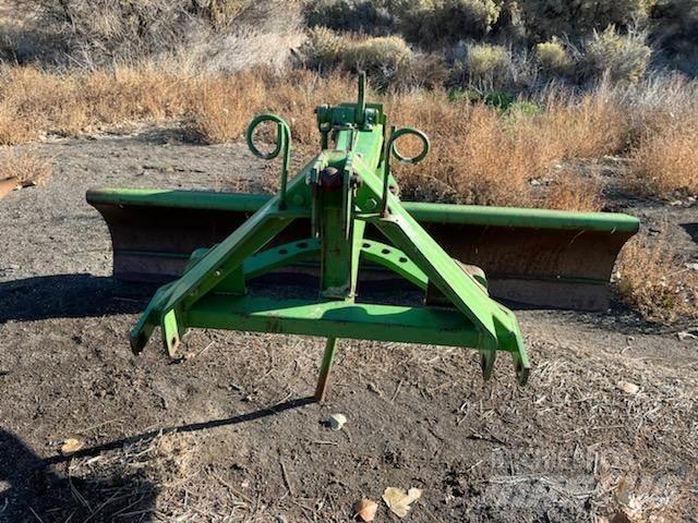 John Deere  Sleepeggen
