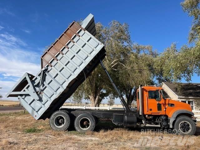Mack GU713 Anders