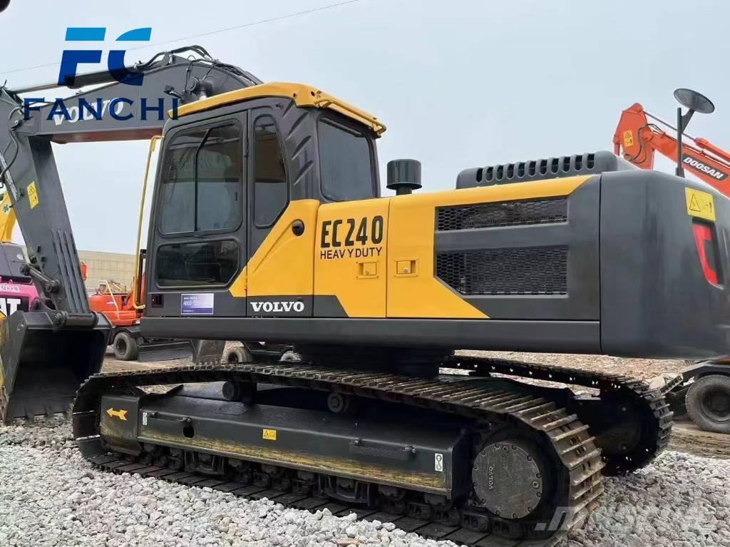 Volvo 240 Rupsgraafmachines