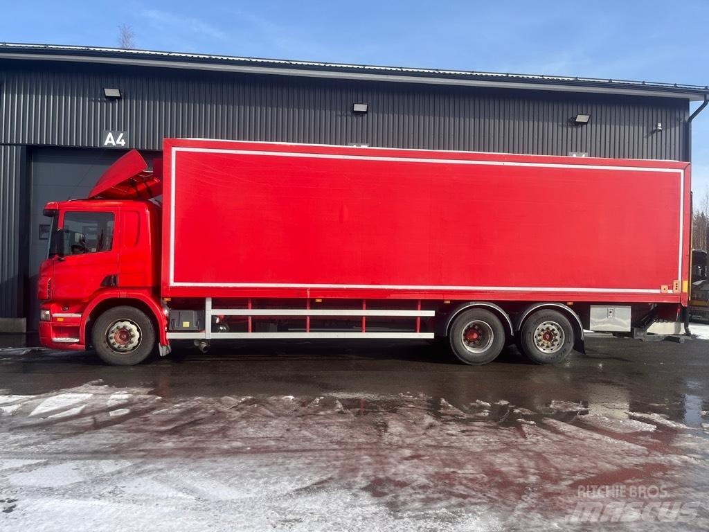 Scania P 340 Bakwagens met gesloten opbouw