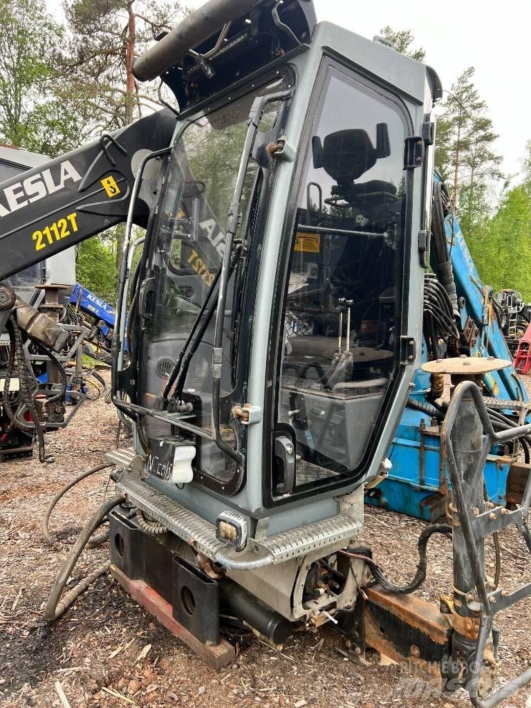 Kesla 2112T Houtkranen