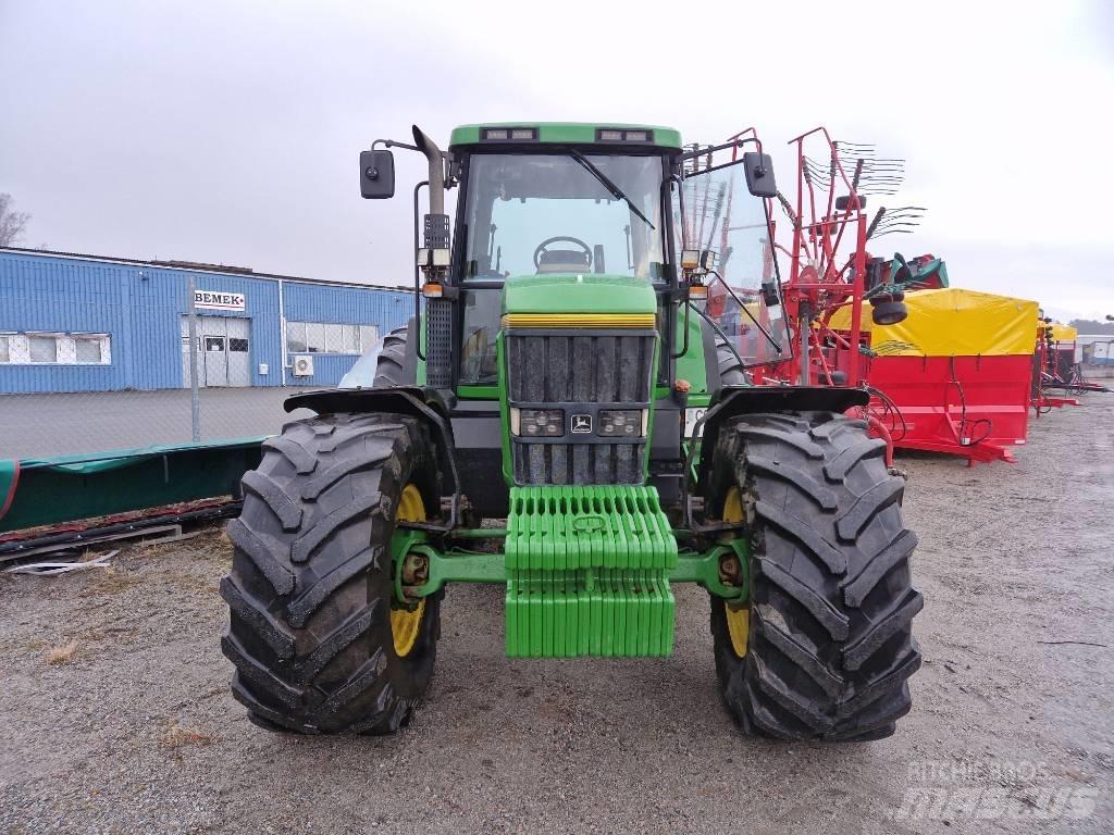John Deere 7700 Tractoren