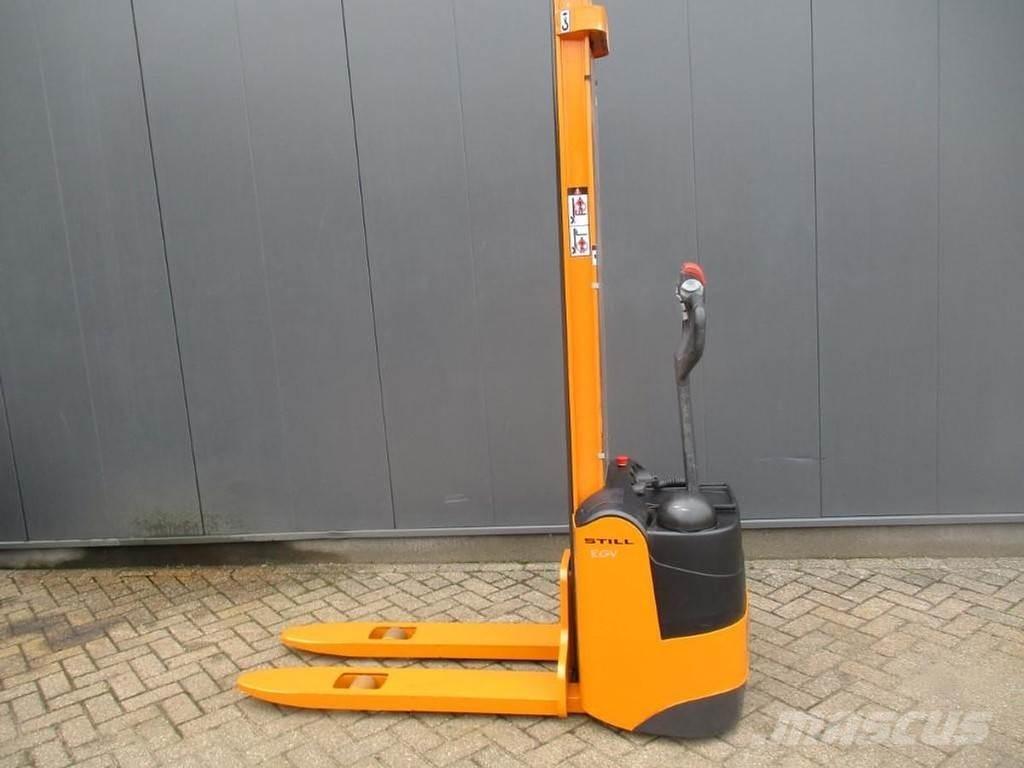 Still EGV 12 Stapelaar meeloop