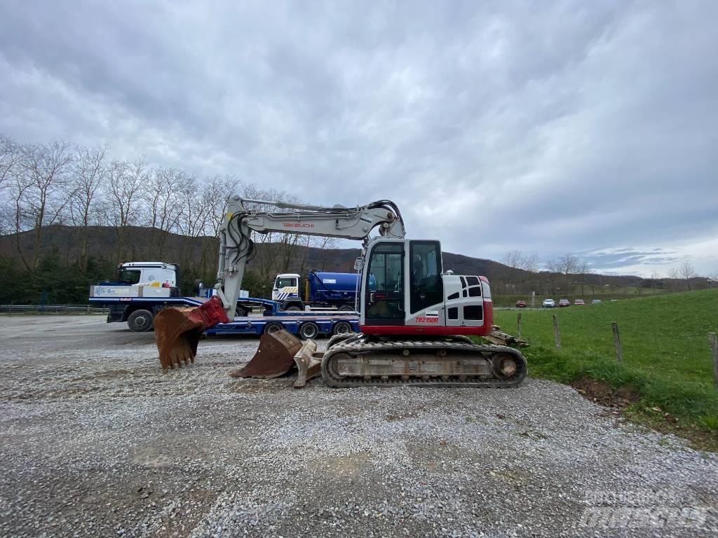 Takeuchi TB 2150 R Rupsgraafmachines