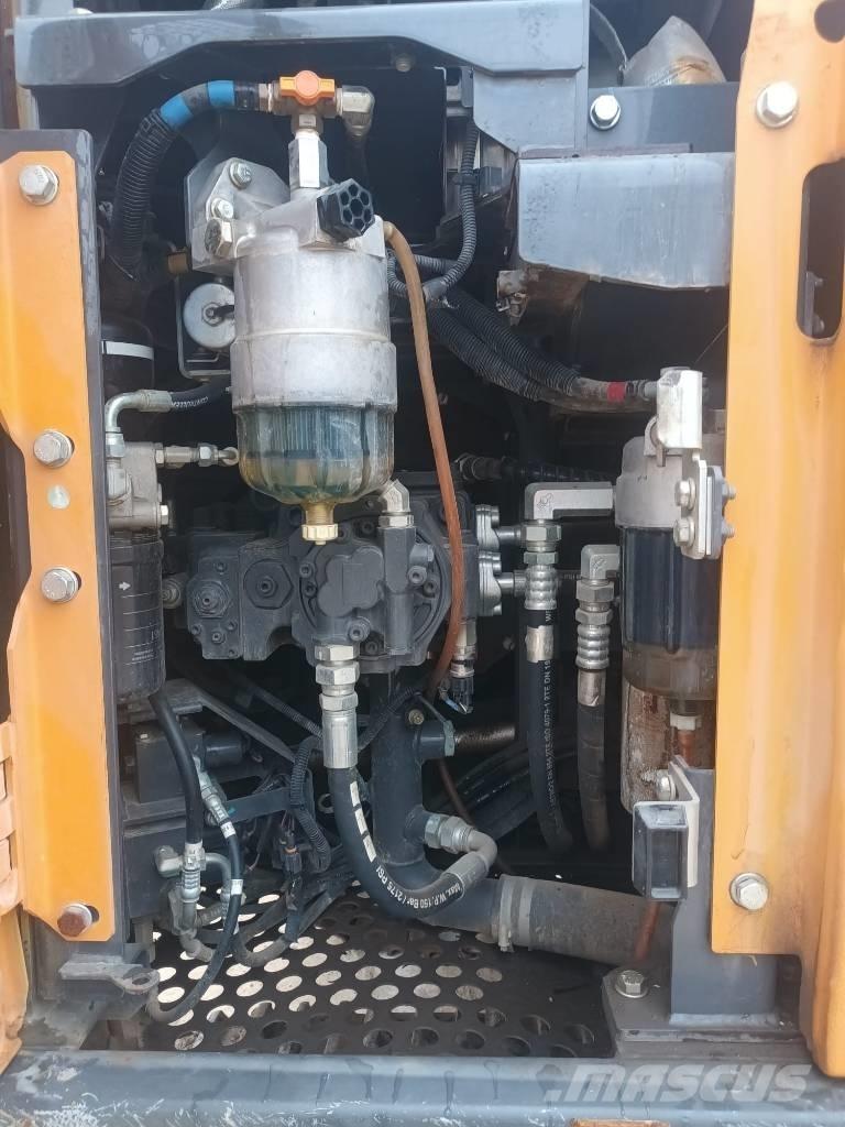 CASE CX 130 D Rupsgraafmachines