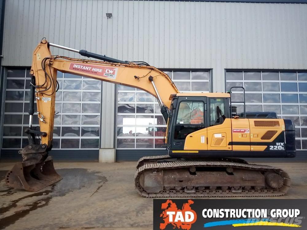 Hyundai HX 220 L Rupsgraafmachines