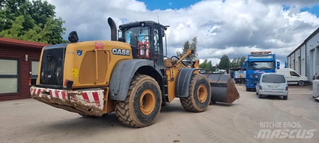 CASE 1021 F Wielladers