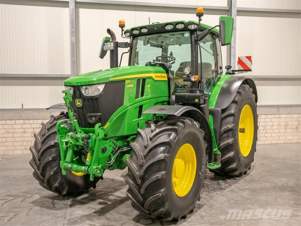 John Deere 6R215 Tractoren