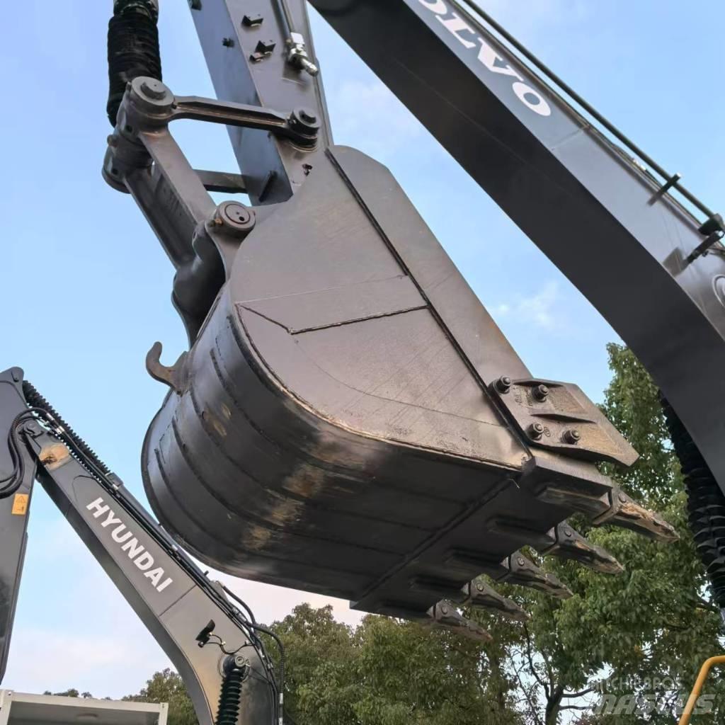 Volvo EC 210 D Rupsgraafmachines