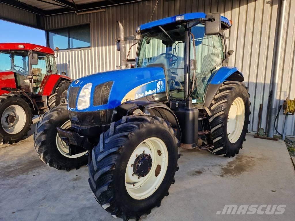 New Holland TSA 125 Tractoren