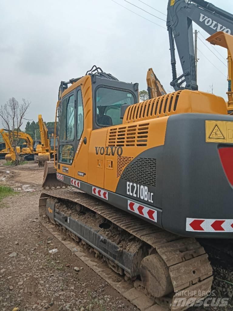 Volvo EC 210 Rupsgraafmachines