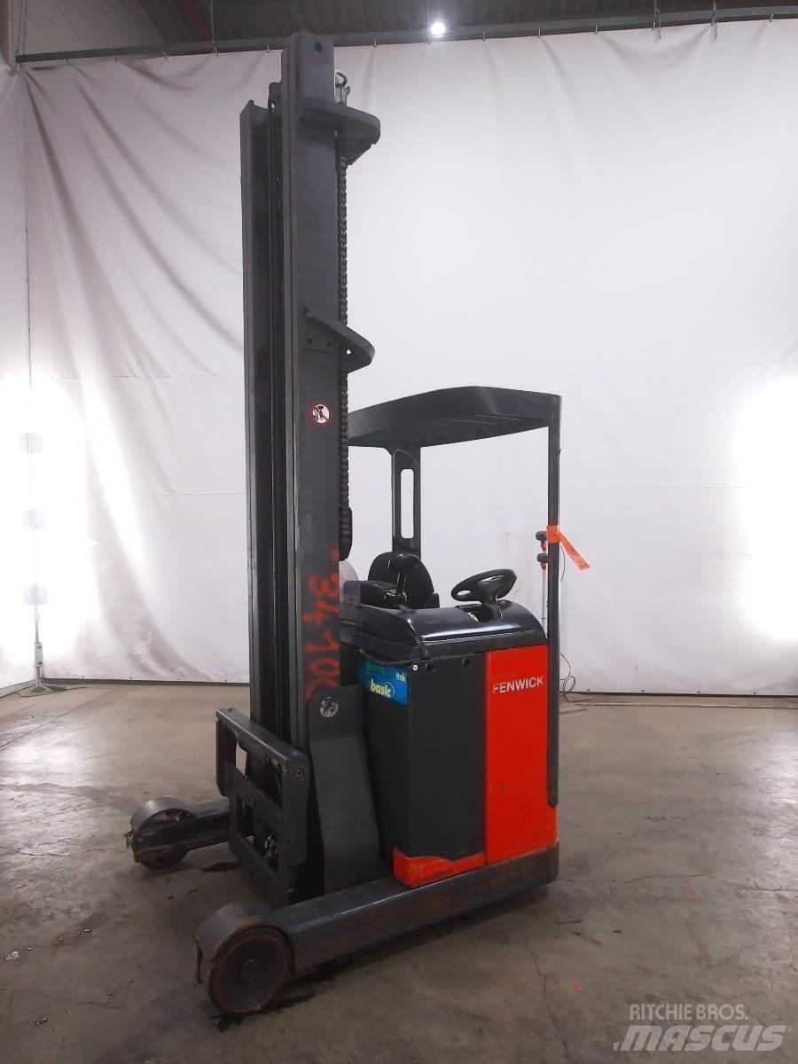 Linde R14 Reachtruck voor hoog niveau
