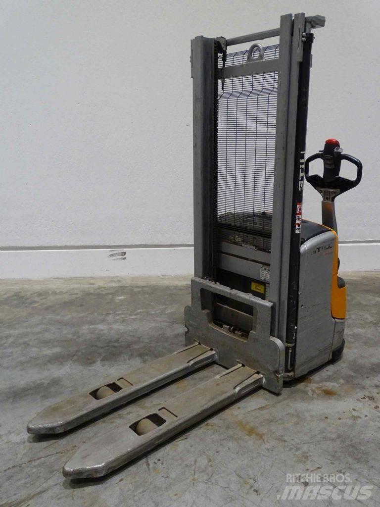 Still EXV14C Stapelaar meeloop