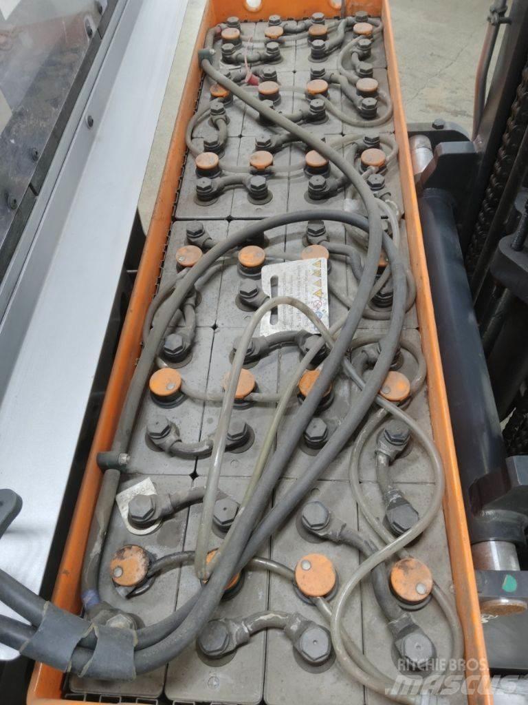 Still FM-X10 Reachtruck voor hoog niveau