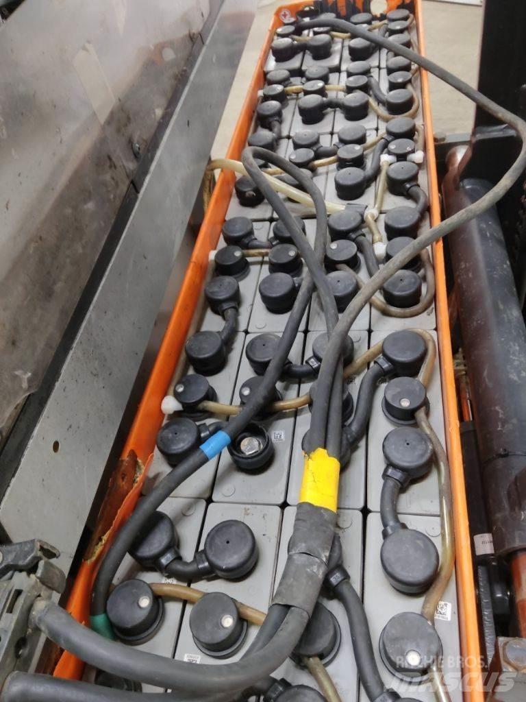 Still FM-X10 Reachtruck voor hoog niveau