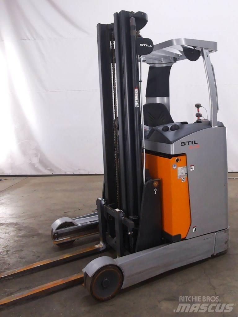 Still FM-X10 Reachtruck voor hoog niveau