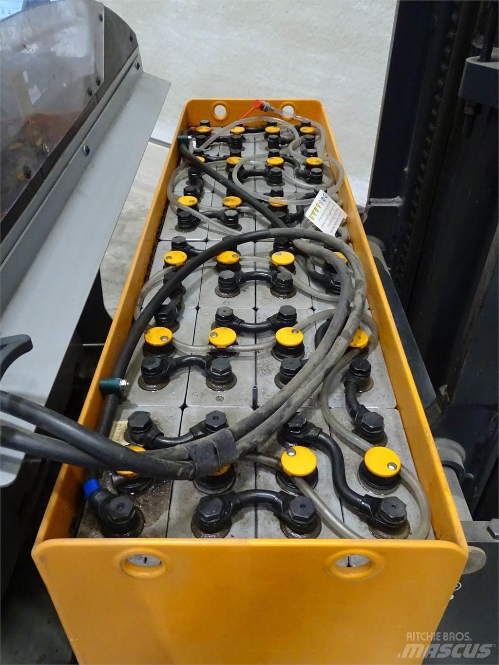 Still FM-X12 Reachtruck voor hoog niveau