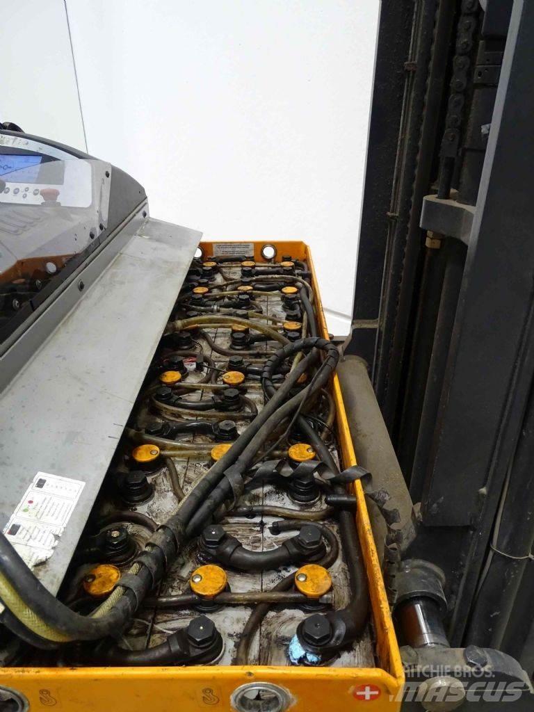 Still FM-X14 Reachtruck voor hoog niveau